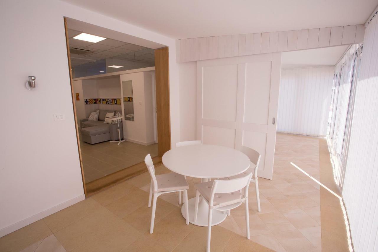 Downtown Beach Apartments Umag Extérieur photo